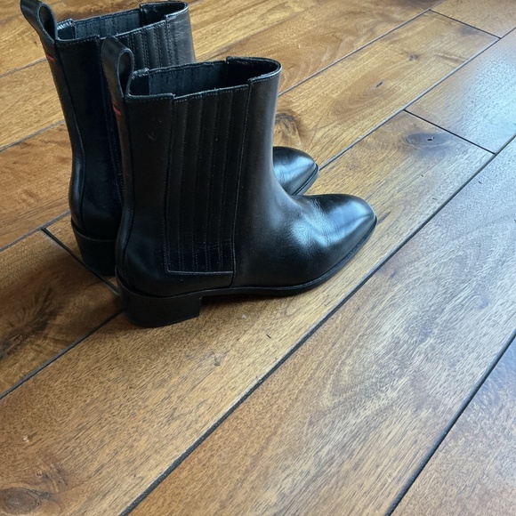 Aeyde Neil Leather Black Chelsea Pull On Boots Size 37 - Picture 5 of 5